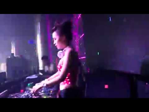 DJ Tit Live Mix In MDM Club - Live Show DJ Tit 2013
