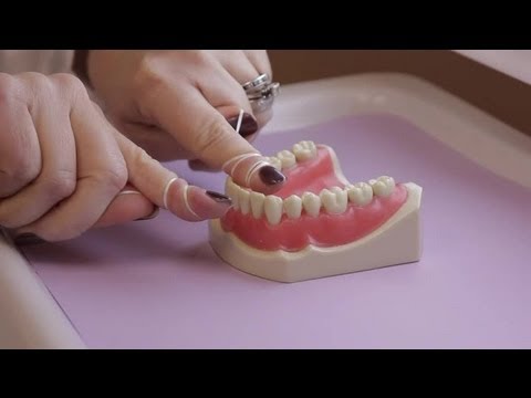 how to properly floss