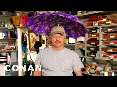 Cinco de Mayo - Celebrate Mexico's indepedence AND save some money with our insane propmaster. More CONAN @ http://teamcoco.com/video Team Coco is the official YouTube chann...