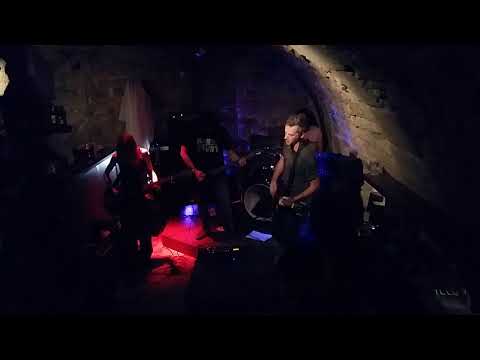 Born for lullaby (from outer space), Brainsucker au Barazik @Paris, 09/09/17