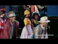 fran�ais 

mise en sc�ne : thembi nyandeni et todd twala. dur�e : 2 heures. 35 artistes -- 1 orchestre live -- 300 costumes 

vivez la magie de l'afrique !
fabuleux, �clatant, irr�sistible, le spectacle musical sud-africain venu tout droit de johannesburg est un pur bonheur. 

umoja, en zoulou, signifie � ensemble �. ensemble, chaque soir, sur les sc�nes du monde entier, 35 artistes retracent l'histoire artistique, fascinante et passionn�e, des territoires sud-africains. un voyage musical vibrant d'�motions, aux couleurs et aux rythmes africains qui vous aspire dans un tourbillon d'�nergie cr�ative !
les cr�ations musicales servies par des voix exceptionnelles et des rythmes puissants constituent l'�me et l'esprit d'umoja. � notre musique nous aide � rester humain car en afrique, le rythme est la vie elle-m�me �, d�clare hope, le narrateur du spectacle. 

laissez-vous transporter par les chants tribaux et saisir par le rythme intense du gumboot. laissez-vous entra�ner par le jazz enivrant et l'ambiance sulfureuse des cabarets afro sous l'apartheid. vibrez sous la magie et l'�motion des chorales gospel et d�couvrez les nouvelles musiques et nouvelles danses issues de la jeunesse des ghettos. 

pr�sent� pour la premi�re fois � londres, en 2001, apr�s une tourn�e triomphale en afrique du sud, umoja s'est tout de suite impos� comme le spectacle musical sud-africain. aujourd'hui, partout dans le monde, il se joue � guichets ferm�s et re�oit les louanges de la presse et les standing ovation d'un public totalement conquis. il a notamment triomph� � londres, johannesburg, le cap, durban, sydney, melbourne, tokyo, singapour, hong kong, new york, miami, san francisco, chicago, philadelphia, los angeles, toronto, vancouver, moscou, s�oul, prague, berlin, munich, stuttgart, amsterdam, rotterdam, b�le, cannes, fort de france... 

ce spectacle musical � vous couper le souffle, r�compens� � maintes reprises, arrive enfin � paris, aux folies berg�re, pour une s�rie de repr�sentations exceptionnelles en juin 2008. comme les 3 millions de spectateurs qui ont d�j� assist� au spectacle, vous ne r�sisterez pas � l'envie de vous levez et de danser ! 

www.umojalespectacle.com 

english 

live the magic of africa!
wonderful, brilliant, irresistible, the south african musical show come straight from johannesburg is a pure happiness. 

umoja, in zulu, means � together �. � together �, every evening, on the stages of the whole world, 35 artists redraw the artistic, fascinating and passionate history, of south african territories. a vibrating musical trip of feelings, in colours and in africain rhythms which inhales you in a whirlwind of creative energy! 

musical creations served by special voices and of powerful rhythms constitute soul and mind of umoja. � our music helps us to remain human because in africa, rhythm is the life itself �, declares hope, the narrator of the show. 

be allowed transport by the tribal singings and seize by the intense rhythm of the dance of the minors, the gumboot. be allowed entail by the intoxicating jazz and the sulphurous atmosphere of the afro cabarets under the apartheid. vibrate under the magic and the emotion of choirs gospel and discover the new musics and the new dances stemming from the youth of ghettos. 

introduced for the first time in london, in 2001, after a triumphal tour in southern africa, umoja stood out as at once the south african hit musical show. today, all around the world, it takes place in closed ticket offices and receives the praises of the press and standing ovation of a totally conquered public. it notably triumphed in london, johannesburg, the cape, durban, sydney, melbourne, tokyo, singapore, hong kong, new york, miami, san fransisco, chicago, philadelphia, los angeles, toronto, vancouver, moscow, seoul, prague, berlin, munich, stuttgart, amsterdam, rotterdam, basel, cannes, fort de france... 

as every 3 million audience who have already attended the show, you will not resist to the envy of you rise and to dance! 

www.umojatheshow.com