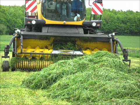 ensilage - Ensilage d'herbe 2013, matos présent : Fendt 724 & son groupe fauche kuhn 6m Newholland T6050 & andainneur kuhn GA 7302 DL Mantou 634-120 Manitou 735-120 New...