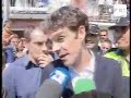 Galapagar (Madrid), 12 sep (EFE).- El pueblo de Galapagar ha rendido hoy un multitudinario homenaje al torero José Tomás, que dará nombre a partir de ahora a la plaza donde vivió, y que ha acudido acompañado de amigos y familia al teatro municipal para recibir el título de hijo predilecto y dar las gracias a la gente que le vio nacer y que hoy le ha vitoreado como a un héroe.El público que abarrotaba el teatro Jacinto Benavente, situado en el lugar que ocupó la plaza de toros portátil donde el diestro dio sus primeros capotazos, ha recibido las palabras de José Tomás con aplausos y piropos mientras él repasaba su vida en Galapagar y daba las gracias a todas las personas que desde niño le han ayudado.Palabras clave: jose-tomas-galapagar-hijo-predilecto-plaza-toros-torero