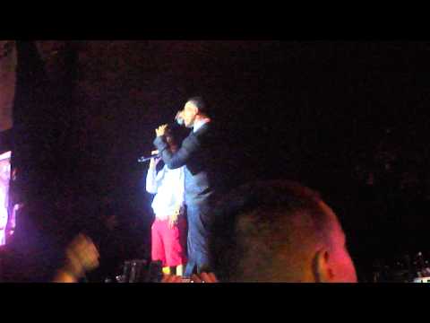Don Omar & Arcangel  -  Me Prefieres A Mi @ Caracas (Live) (2013)