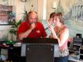 videos de 2006-07-21 WESTENDE KARAOKE TRIANON BLANCHE & DAN CHANTENT LE BIG BISOUS.wmv