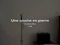 Une cruche en pierre