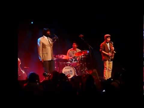 On My Way to Harlem - Gregory Porter On my way to Harlem live at North Sea Jazz 2012.
