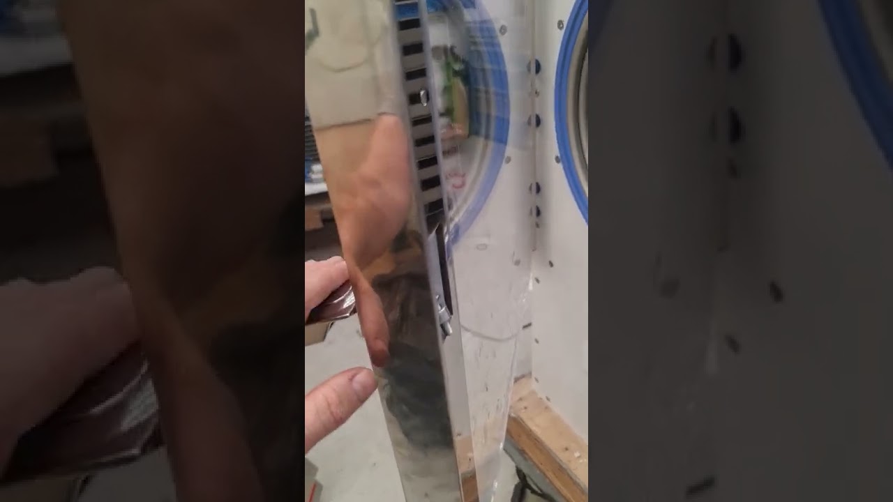 Adjusting the Door lock