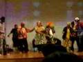 videos de Tuvalu/ NIUTAO Grannys krump'n wid Tommy the clown in Ranui