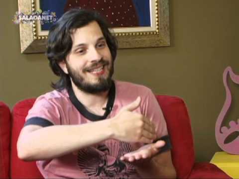 Maura Roth entrevista o ator Flávio Barollo (da peça "Espectros") 