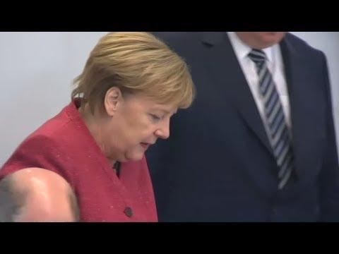 Umfrage: Mehrheit will, dass Merkel die volle Amtsz ...