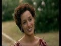 Jennifer Beals in Caro Diario