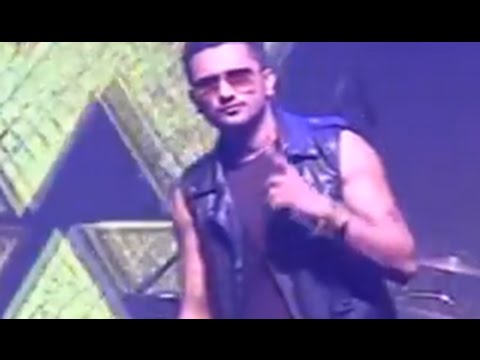 Yo Yo Honey Singh: Shah Rukh Khan Helped me and Support me a lot.