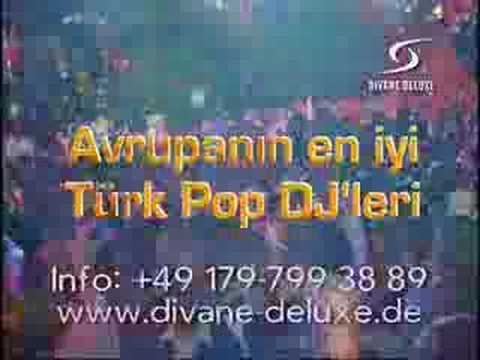 Divane Deluxe
