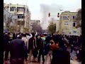 يك راننده يك كاميون آجر براي مردم خالي كرد16آذر