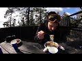 Click here to watch this video En helt vanlig skiddag.