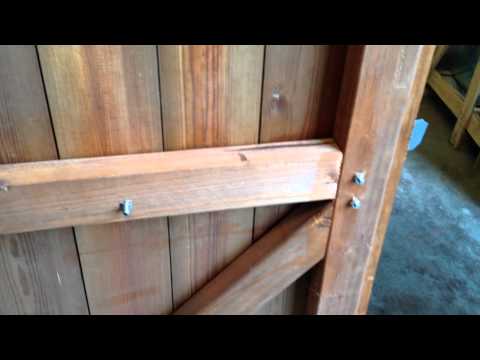 how to hang a shed door with t hinges