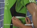 videos de adidas Seattle Training Jersey