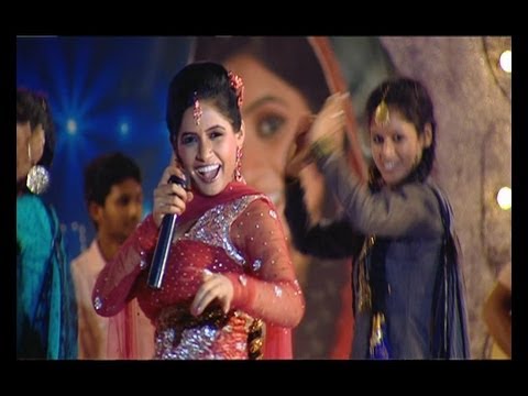MUKHDA [OFFICIAL VIDEO] - MISS POOJA LIVE IN CONCERT 2 (JUGNI) - {FULL SONG} HD
