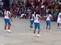 bailando estupideses