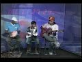 fernandinho do cavaco, 11 anos, toca brasileirinho de waldir azevedo. acompanhado pelo baterista e percusionista demazinho, e por seu pai, almerom, no viol�o.
