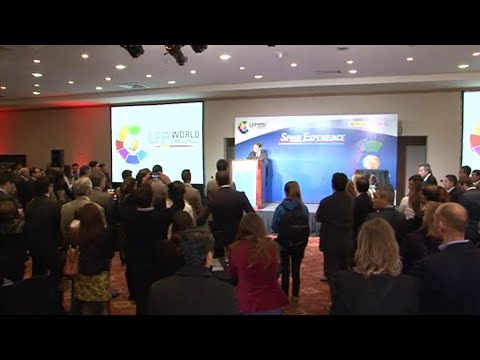 Valencia CF: El Valencia CF proyecta en Chile su imagen de marca Valencia CF: El Valencia CF proyecta en Chile su imagen de marca