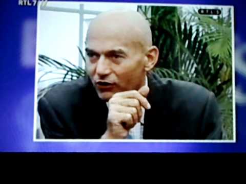 Fortuyn - Pim Fortuyn te gast bij vriend Harry Mens Bussines class16 september 2001. Hij is zeer emotioneel van de aanslagen in new York . Zijn reactie en zijn manier ...