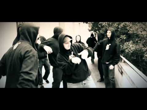 colfer - DJ CRABEES et MR COLFER : ASTRO FATCAP Produit par PROLETER Images : Fred PRINCE et ORIGAN (La Mescla) Post Production : COLFER et DJULZ (La Mescla) Masterin...