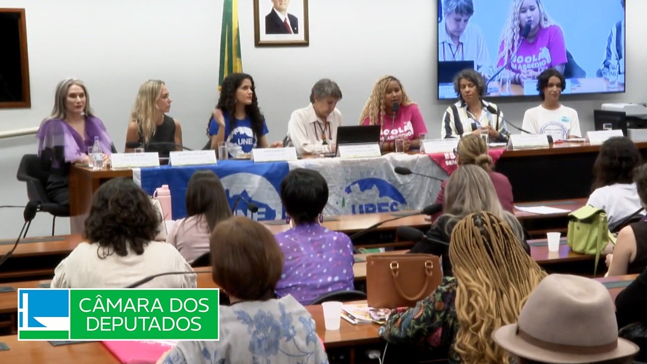 Comissão discute a misoginia em escolas e universidades - 12/08/2026