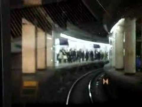名鉄パノラマカー７００７名古屋駅到着