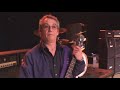 Mike Watt with his VT300Bs and D810RP cabs Mike Watt with his VT300Bs and D810RP cabs