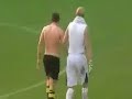 ピッチでパンツ下ろしてプリケツを披露したサッカー選手