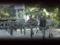 A tropa de choque desfilando em duas ocasiões