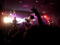 Desaloon - Partido en dos (Extracto de vivo)