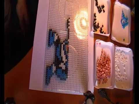 haciendo un muñeco de megaman con hama beads
