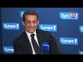 angela merkel fait une d�claration d'amour enflamm�e � nicolas sarkozy. retrouvez les chroniques de nicolas canteloup sur http://www.europe1.fr/divertissemen...