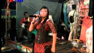 Natu Batin - Ade Irma [Yulya Nada 17-04-2014]