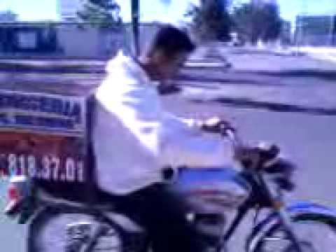 lecciones para andar en moto con el profesor chirilo