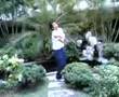 Joey-acting-out-on-H
