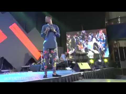 DESTALKER KEPT THE CROWD TO TEARS AT AKPORORO VS AKPORORO ABUJA INVASION 2019