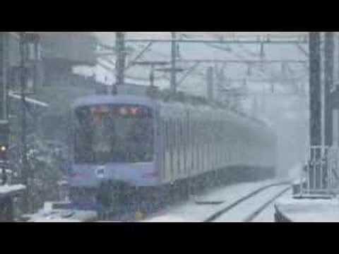 Y500系　妙蓮寺駅通過