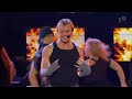 en sexig, kaxig, bitchig man (live svt50�r 2006)
