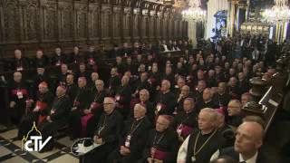 Pope: Make “human bridges” to fight violence