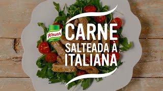 Tempere a carne com o Tempero Knorr 100% - Carne. Misture bem.