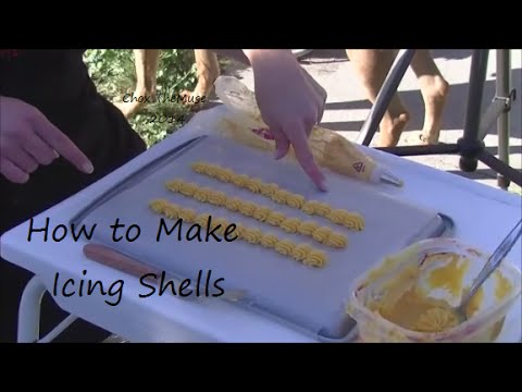 how to practice icing a cake