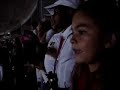 julinha no show do r b d no maraca!!   parte 02