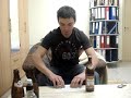 Wie �ffnet man eine Flasche Bier mit einem Blatt Papier?