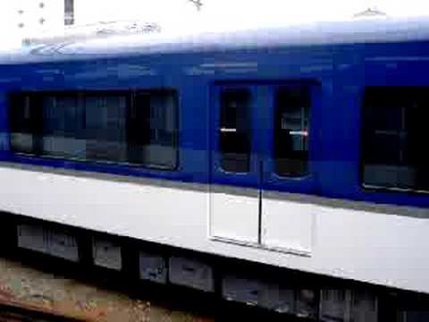 京阪新型３０００系試運転