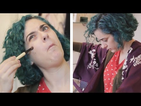 Things You Do In Other People’s Bathrooms
