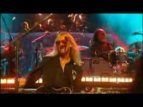 funeral for a friend - Live Clip taken from Madison Square Gardens in 2000. I saw a version on here, but it was recorded with a video camera on the tv!